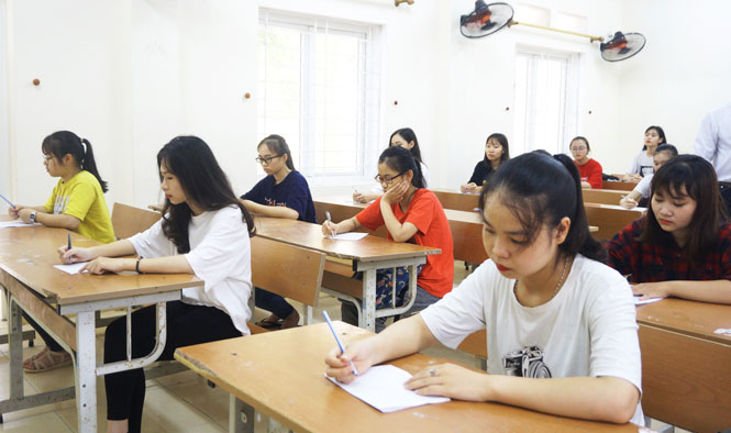 Hơn 2.000 học sinh tham dự kỳ thi học sinh giỏi lớp 12 THPT 