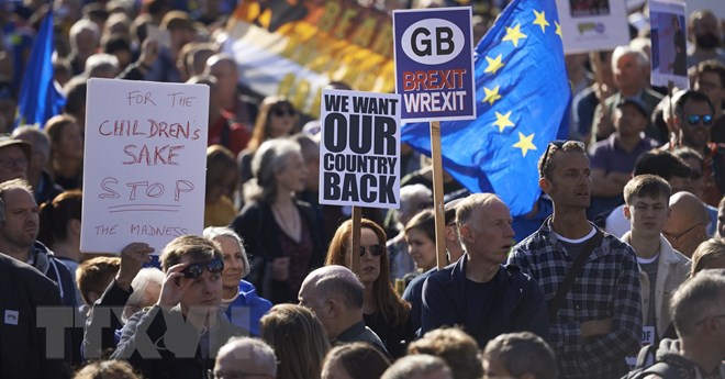 Người dân Anh đang mất niềm tin vào tiến trình Brexit
