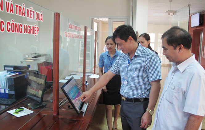 Cải cách thủ tục hành chính góp phần nâng cao hiệu quả công tác dân vận 