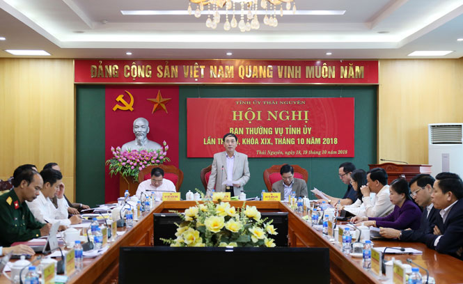 Phấn đấu hoàn thành và vượt mức các chỉ tiêu 