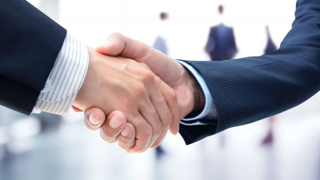 Số vụ sáp nhập và mua bán trên toàn cầu năm 2015 vượt đỉnh