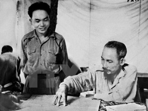Những dự báo về thắng lợi thiên tài của Chủ tịch Hồ Chí Minh 