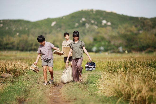 Giải mã hiện tượng “Tôi thấy hoa vàng trên cỏ xanh” của Victor Vũ