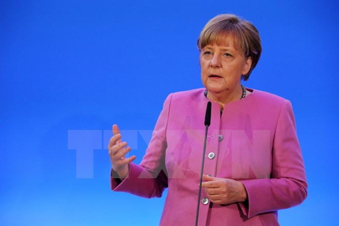 Bà Merkel hủy dự Diễn đàn Kinh tế thế giới để giải quyết vấn đề nội bộ