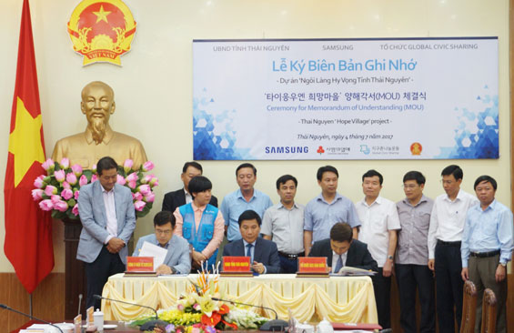 Ký kết Biên bản ghi nhớ Dự án 