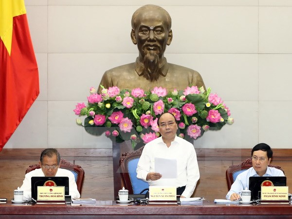 Thủ tướng: Tiếp tục tháo gỡ khó khăn, thúc đẩy sản xuất kinh doanh