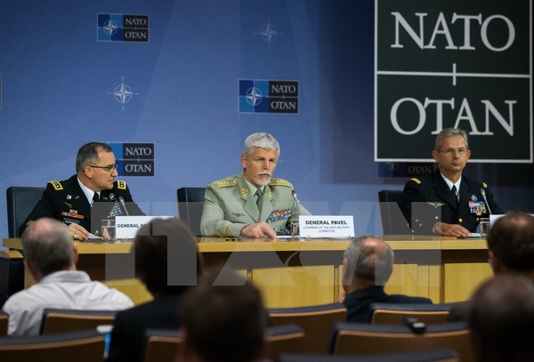 Pháp, Đức đồng ý việc NATO tham gia liên quân chống IS