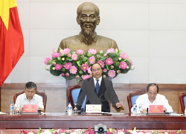 Thủ tướng: Cải cách thủ tục hành chính để thúc đẩy tăng trưởng