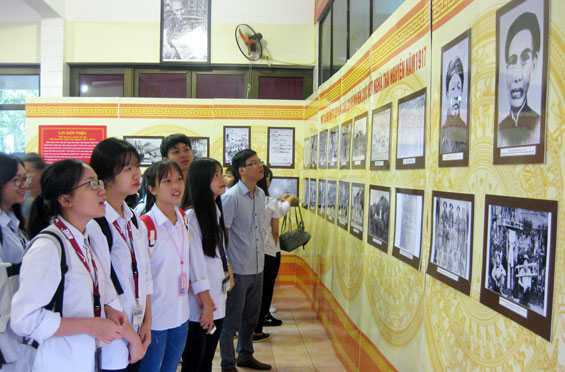 Trưng bày hơn 100 ảnh, tư liệu về Khởi nghĩa Thái Nguyên năm 1917