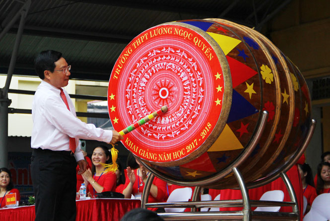 Tưng bừng khai giảng năm học mới 
