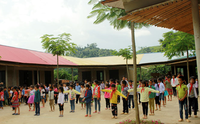 Thông tin học sinh không đến Trường Tiểu học Lũng Luông là hoàn toàn sai sự thật 