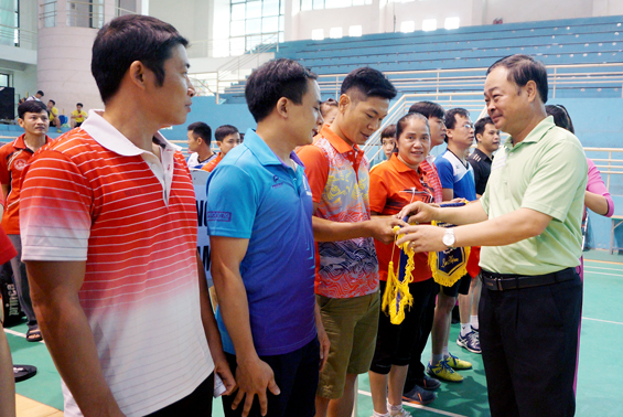 Khai mạc Giải Bóng bàn - Cầu lông công nhân, viên chức lao động tỉnh