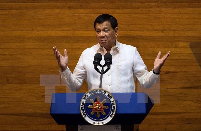 Tổng thống Philippines đối mặt với khả năng bị điều tra về tài chính