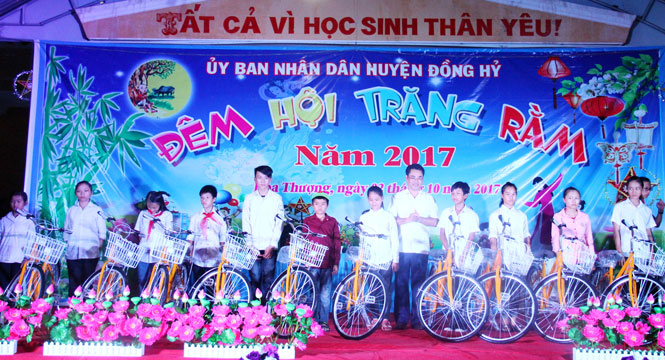“Đêm hội trăng Rằm” 
