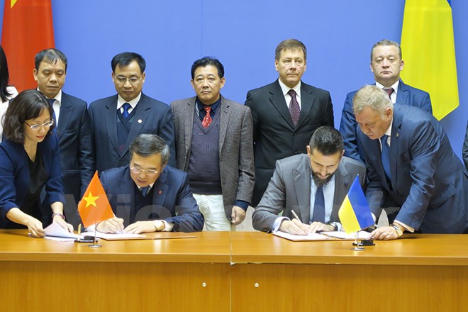 Khóa họp lần thứ 14 Ủy ban liên Chính phủ Việt Nam-Ukraine