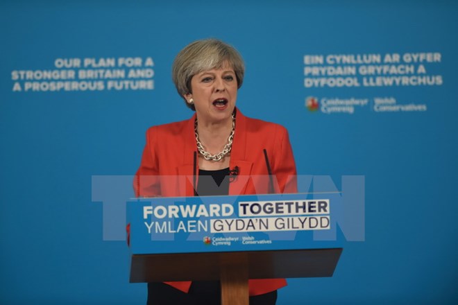Thủ tướng Anh Theresa May muốn duy trì hợp tác bền chặt với EU