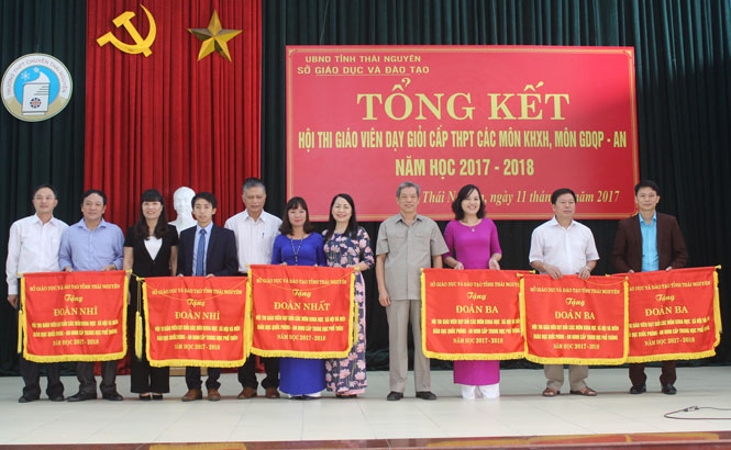 141 giáo viên các môn khoa học xã hội đạt loại Giỏi cấp tỉnh