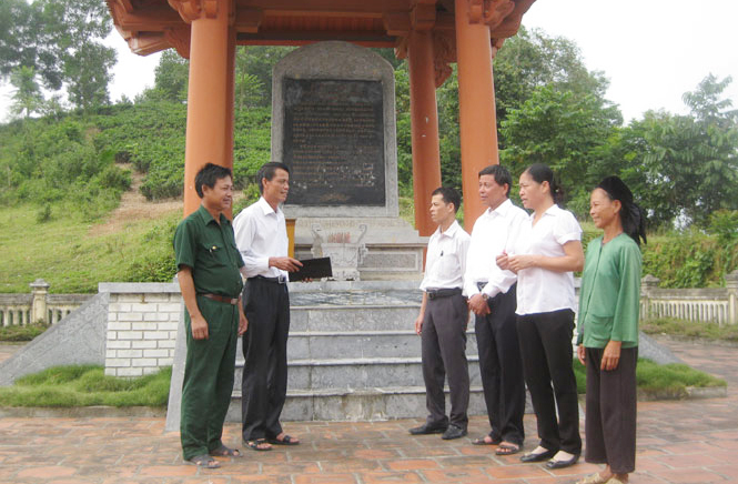 Gắn du lịch với di sản văn hóa 
