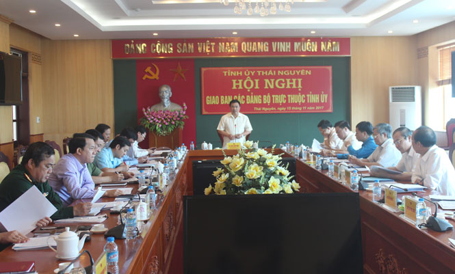 Chủ động triển khai Nghị quyết Trung ương 6, khóa XII 