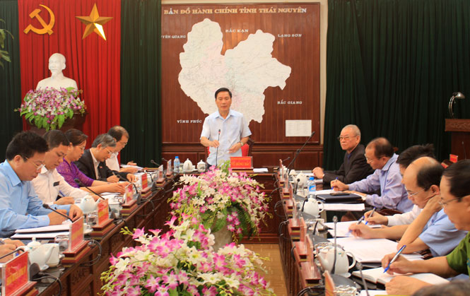 Bàn phương án giải quyết vướng mắc tại trạm thu giá dịch vụ đường Thái Nguyên - Chợ Mới và Quốc lộ 3 cũ 