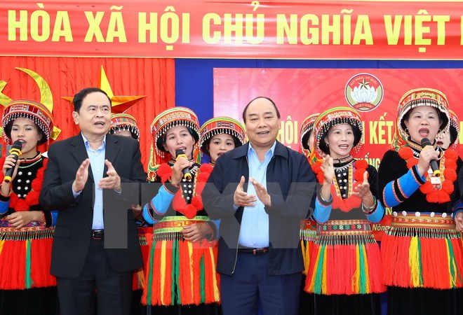Thủ tướng dự Ngày hội Đại đoàn kết toàn dân tộc tại Bắc Kạn