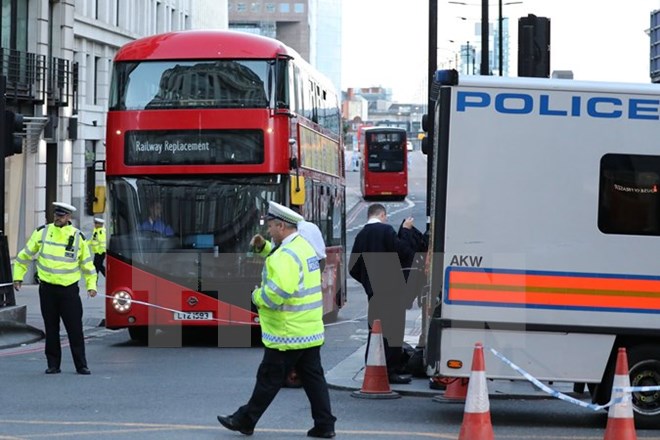 Danh tính 2 đối tượng bị tiêu diệt trong vụ khủng bố tại London