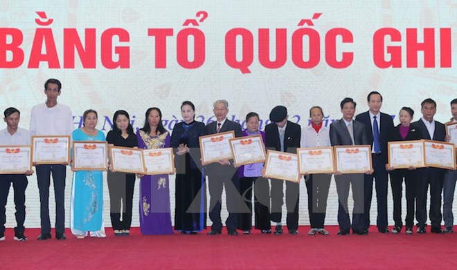 Trao bằng Tổ quốc ghi công cho hơn 670 thân nhân-gia đình liệt sỹ