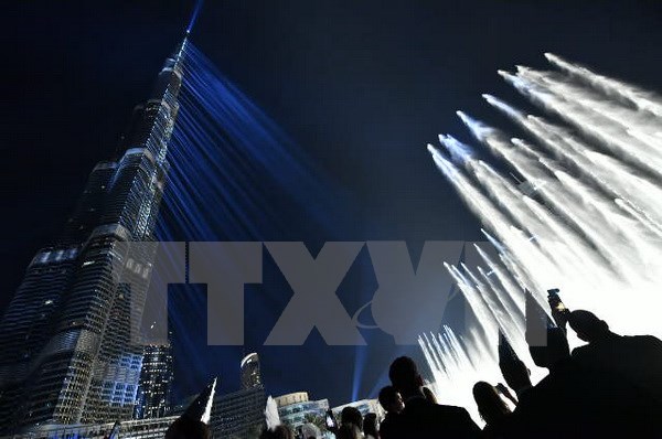 Người dân thế giới tưng bừng đón chào Năm mới 2018