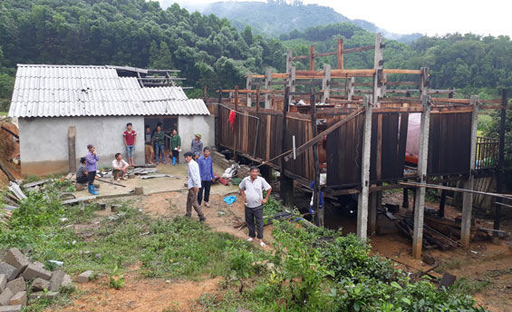 Thiệt hại lớn về tài sản do gió lốc