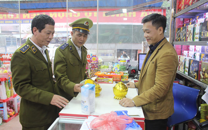 Kiểm soát chặt chẽ thị trường 