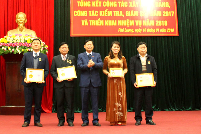 Phú Lương: Tổng kết công tác xây dựng Đảng năm 2017 