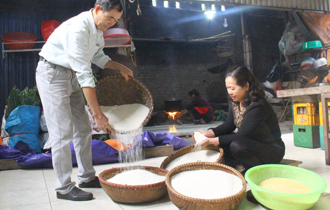 Đáp ứng nhu cầu tiêu thụ bánh chưng tăng cao 