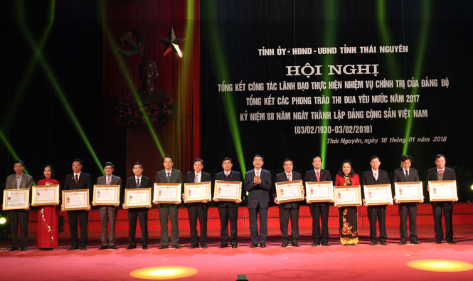 Tập trung lãnh đạo tạo bước chuyển biến mới trong phát triển kinh tế - xã hội 