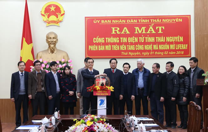 UBND tỉnh ra mắt Cổng thông tin điện tử phiên bản mới 