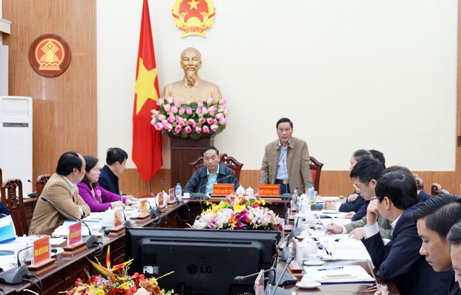 Tiếp tục hỗ trợ xi măng cho các địa phương 