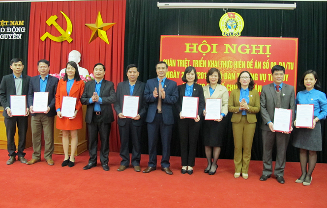 Tiên phong tinh gọn bộ máy, tinh giản biên chế 