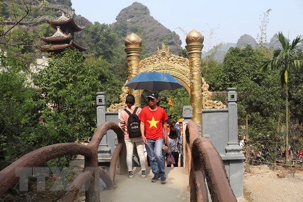 Bộ VHTT và DL lên tiếng về vụ xâm hại di sản ở Tràng An