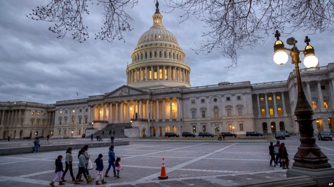 Luật ngân sách được thông qua, Chính phủ Mỹ chính thức 