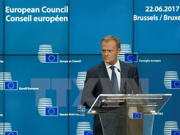 EU nhất trí tăng cường an ninh quốc phòng và chống khủng bố