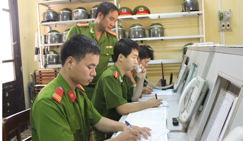 Báo động tình trạng quấy nhiễu các số máy nóng 