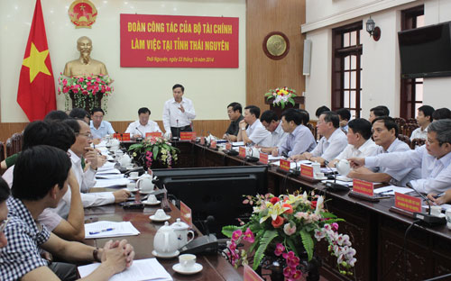 Bộ trưởng Bộ Tài chính làm việc tại Thái Nguyên 
