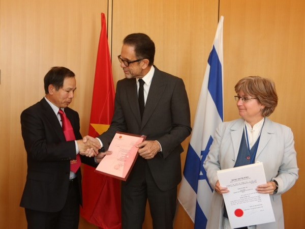 Bổ nhiệm lãnh sự danh dự của Việt Nam tại Israel
