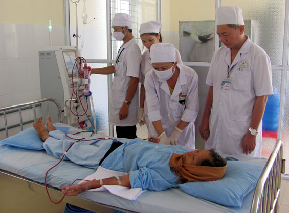 Đưa kỹ thuật chạy thận nhân tạo vào điều trị ở tuyến huyện 