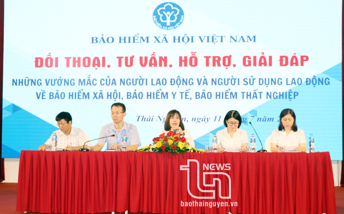 Đối thoại, tư vấn chính sách về bảo hiểm xã hội, bảo hiểm y tế