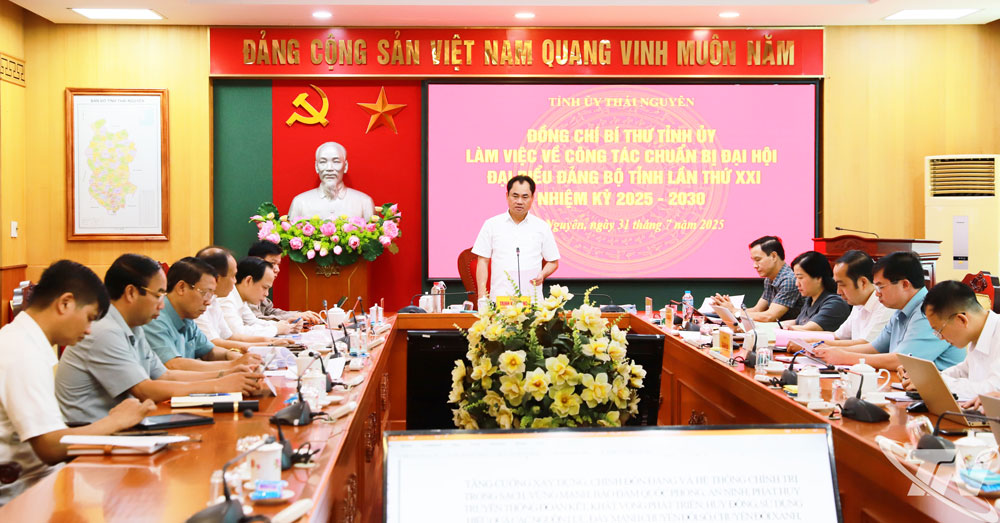 Văn kiện phải là công trình khoa học, khả thi, thể hiện rõ tầm nhìn và tinh thần đổi mới
