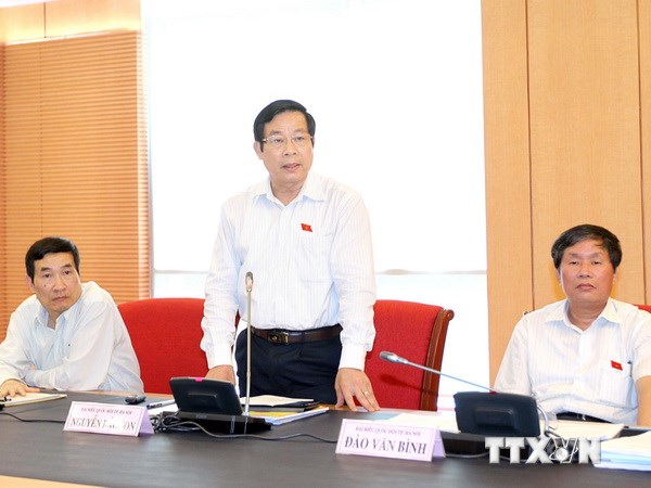 Cho ý kiến về dự kiến chương trình xây dựng luật, pháp lệnh