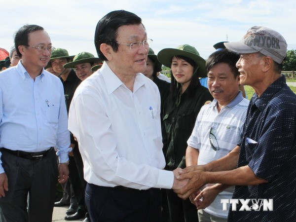 Chủ tịch nước Trương Tấn Sang thăm huyện đảo Bạch Long Vĩ