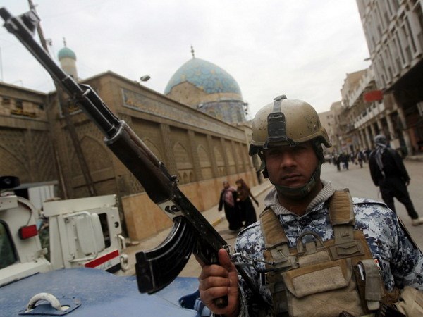 Đánh bom đẫm máu ở Iraq, hơn 30 người thương vong