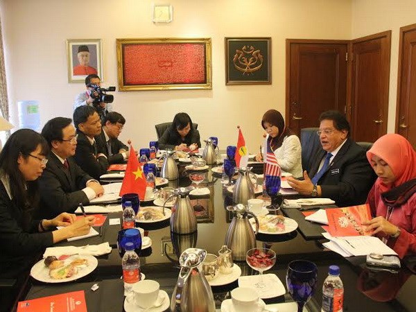 Đoàn Ban Đối Ngoại Trung ương Đảng thăm Malaysia