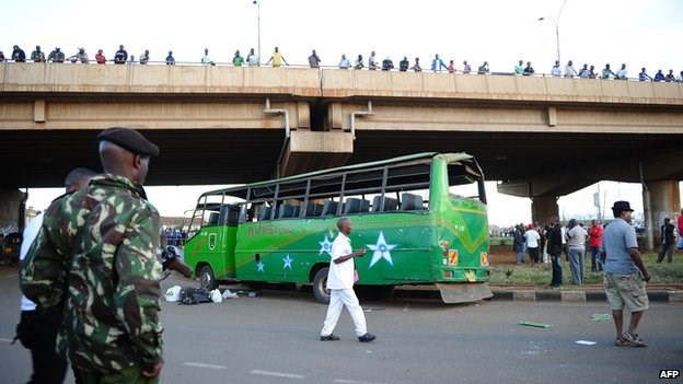 Đánh bom xe buýt ở Kenya, hơn 60 người thương vong